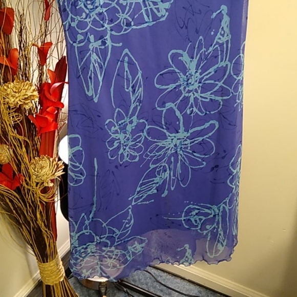 Women's Believe Petite Dress - Picture 3 of 8